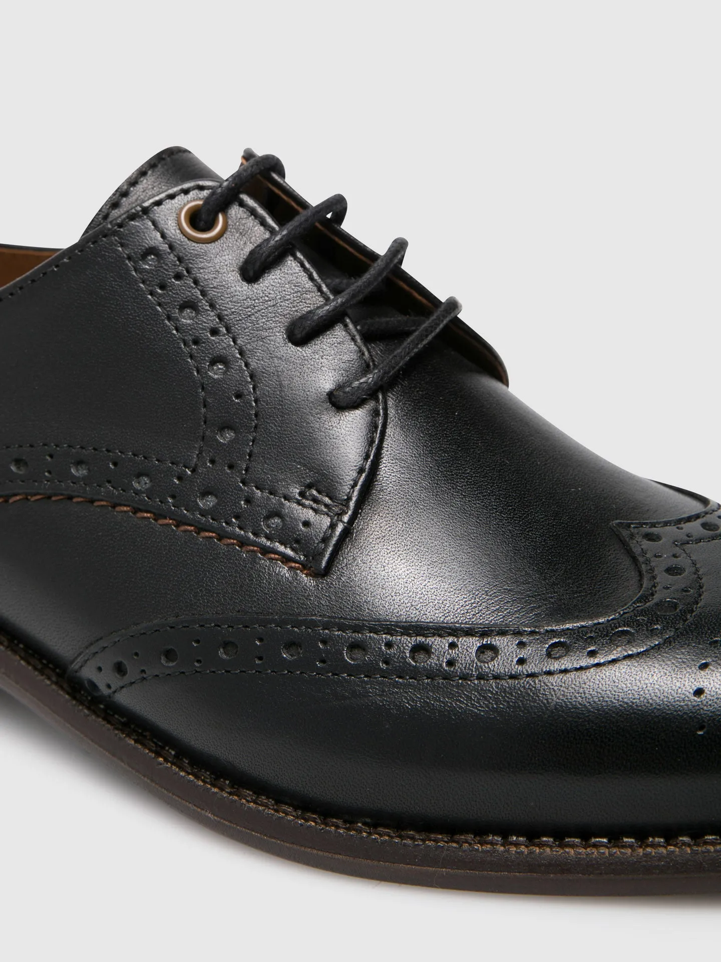 Black Oxford