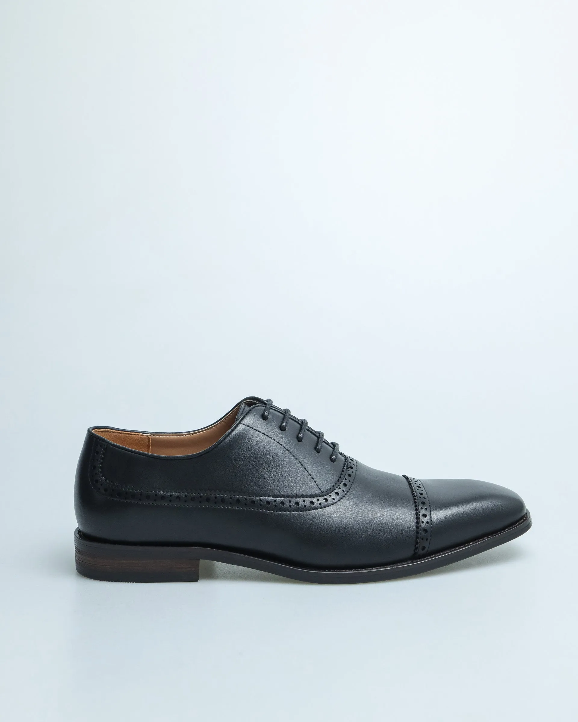 Tomaz F396 Men's Cap Toe Oxford (Black)